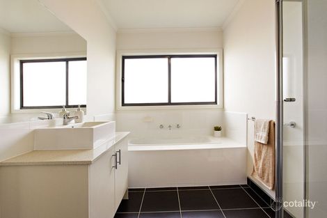 Property photo of 3/43 McBurnie Drive Kurunjang VIC 3337