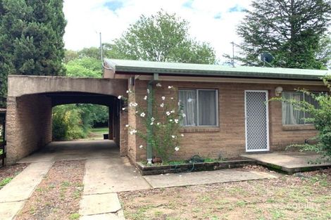 2/4 Bellevue Rd, Armidale, NSW 2350