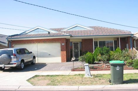23 Fell Ct, Altona Meadows, VIC 3028