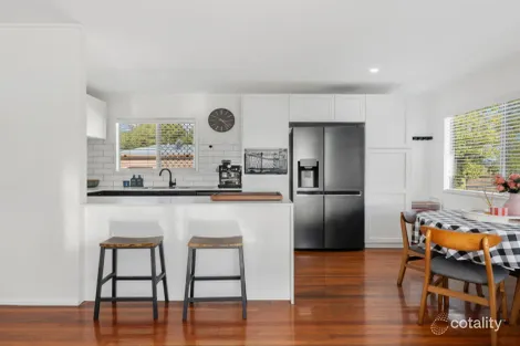 Property photo of 4 Dyer Street Forest Hill QLD 4342