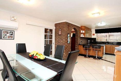 Property photo of 918 Ballarat Road Deer Park VIC 3023