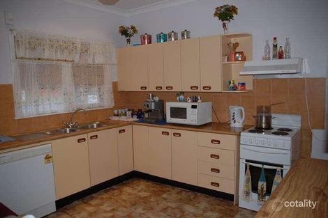 Property photo of 517 Kotthoff Street Lavington NSW 2641