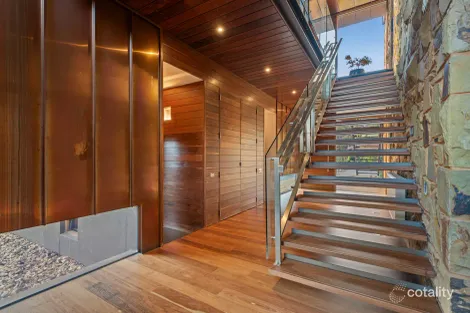 Property photo of 2 Tucketts Road Mount Macedon VIC 3441