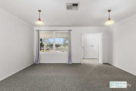 Property photo of 24 Waree Drive Hillvue NSW 2340