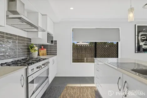 Property photo of 2 Kelvin Court Flagstone QLD 4280