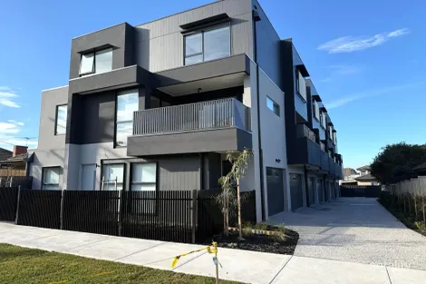 4/71 Snell Gr, Oak Park, VIC 3046