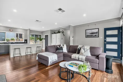Property photo of 32 Batley Avenue Hawthorndene SA 5051