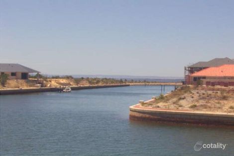 69 Queen Pde, Wannanup, WA 6210