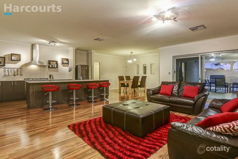 Property photo of 4 Ewens Pass Wandi WA 6167