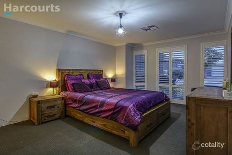 Property photo of 4 Ewens Pass Wandi WA 6167