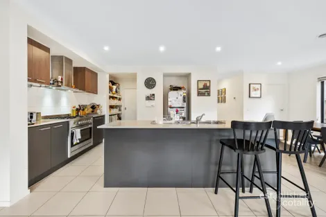 Property photo of 14 Living Crescent Point Cook VIC 3030