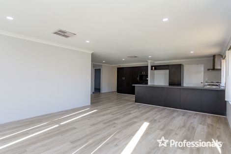 Property photo of 5 Mawson Close Seville Grove WA 6112