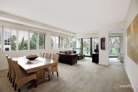 Property photo of 302/2-6 Slater Street Melbourne VIC 3004