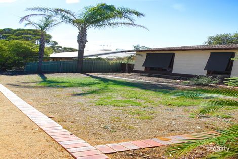 Property photo of 9 Sixth Street Loxton SA 5333