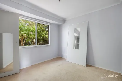 Property photo of 14 Stanley Court Boronia Heights QLD 4124
