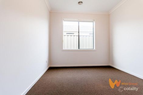 Property photo of 21/1 Mountainview Boulevard Cranbourne North VIC 3977