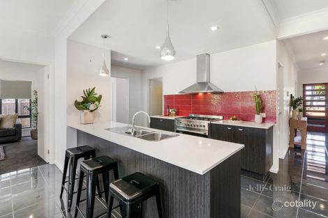 Property photo of 7 Coach House Boulevard Woodend VIC 3442