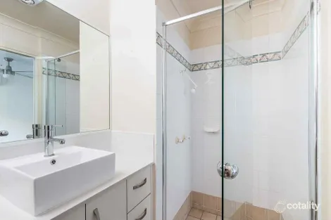 Property photo of 3 Razorback Close Carindale QLD 4152