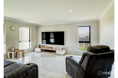 Property photo of 36/12 Walnut Crescent Lowood QLD 4311