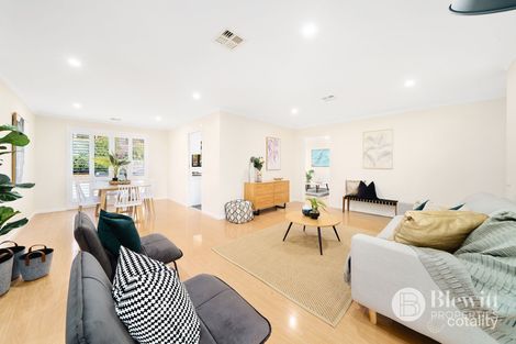 Property photo of 9 Cotter Place Jerrabomberra NSW 2619