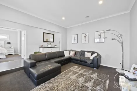 Property photo of 20 Maxwell Street Cardigan VIC 3352