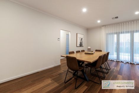 Property photo of 21 Trestrail Circuit Williamstown SA 5351