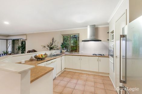 Property photo of 6 Glen Court Kenmore QLD 4069