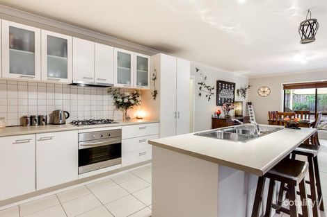 Property photo of 9 Arrowgrass Street South Morang VIC 3752