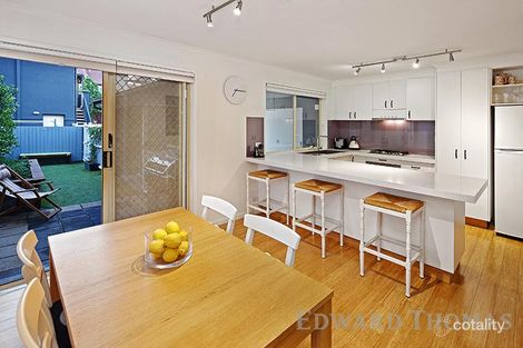 Property photo of 10 Cuffe Walk Kensington VIC 3031