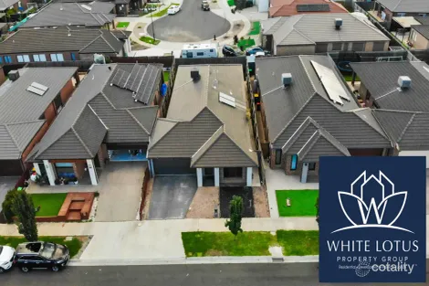 Property photo of 13 Orchid Avenue Harkness VIC 3337