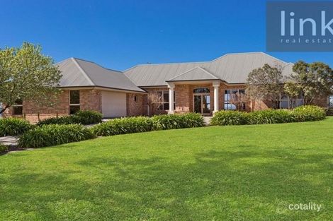 Property photo of 12 Pipit Lane Wirlinga NSW 2640