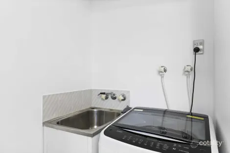 Property photo of 1/3 Beach Road Pialba QLD 4655