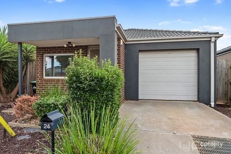 Property photo of 24 Mapleton Boulevard Melton South VIC 3338