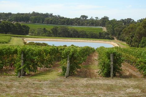 135 Rowcliffe Rd, Forest Grove, WA 6286