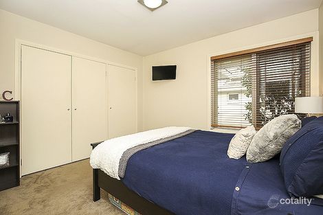 4/32 Crookston Rd, Reservoir, VIC 3073