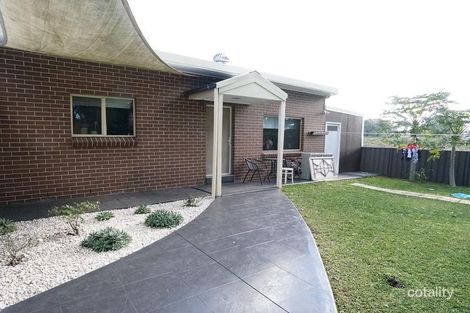 Property photo of 17 Gundagai Crescent Wakeley NSW 2176