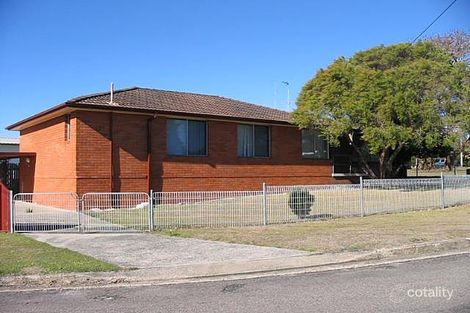 1 Nicholson Cres, Toukley, NSW 2263