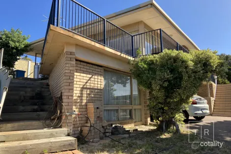 8 Smith St, West Beach, WA 6450