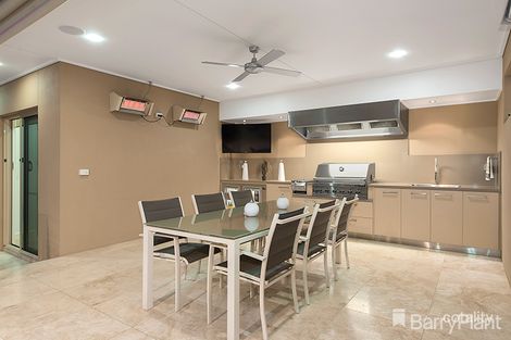 Property photo of 12 Tyrone Avenue Macleod VIC 3085