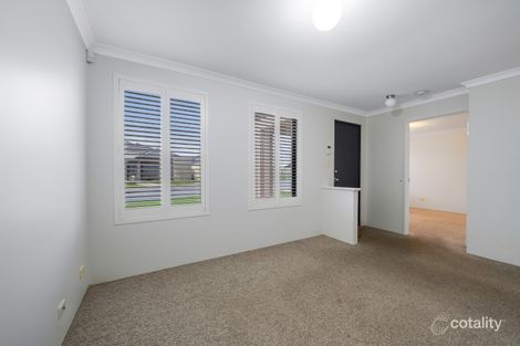 Property photo of 5 Hotham Way Gosnells WA 6110