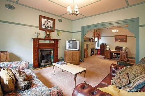 Property photo of 45 Roberts Street Essendon VIC 3040