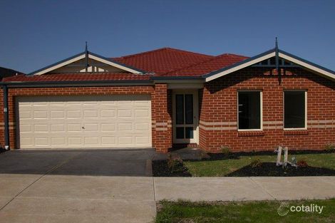 32b Warrenwood Pl, Langwarrin, VIC 3910