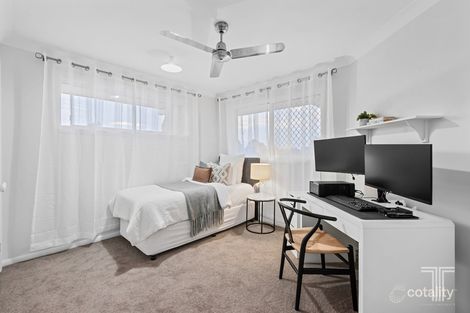 Property photo of 103 Delaney Circuit Carindale QLD 4152