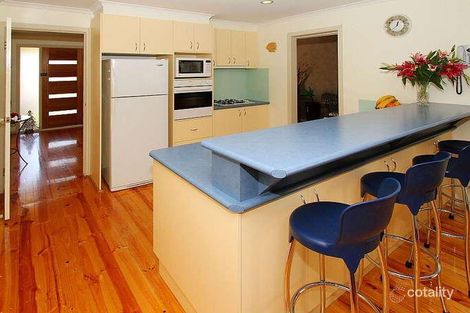 Property photo of 4 Shearer Court Mill Park VIC 3082