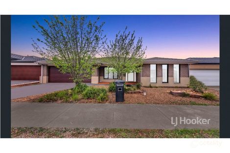 Property photo of 44 Barleygrass Crescent Brookfield VIC 3338