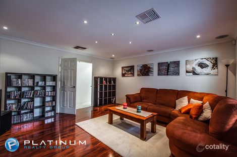Property photo of 33 Donnelly Ramble Wanneroo WA 6065