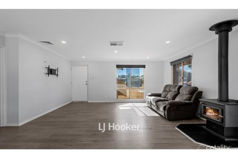 Property photo of 31 Chapple Drive Australind WA 6233