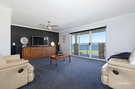 Property photo of 18 Kanahooka Road Kanahooka NSW 2530