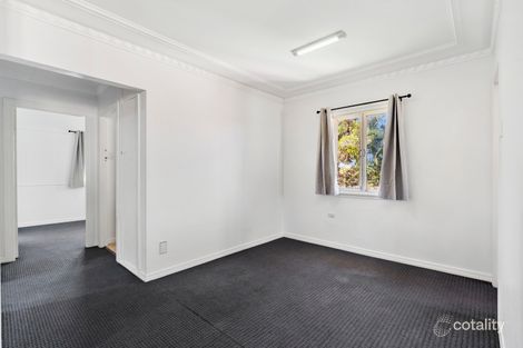 Property photo of 33 Moncrief Road Cannon Hill QLD 4170