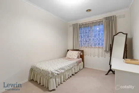 Property photo of 10 Snowdon Drive Cheltenham VIC 3192